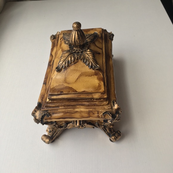 Jewelry Box - Picture 3 of 8